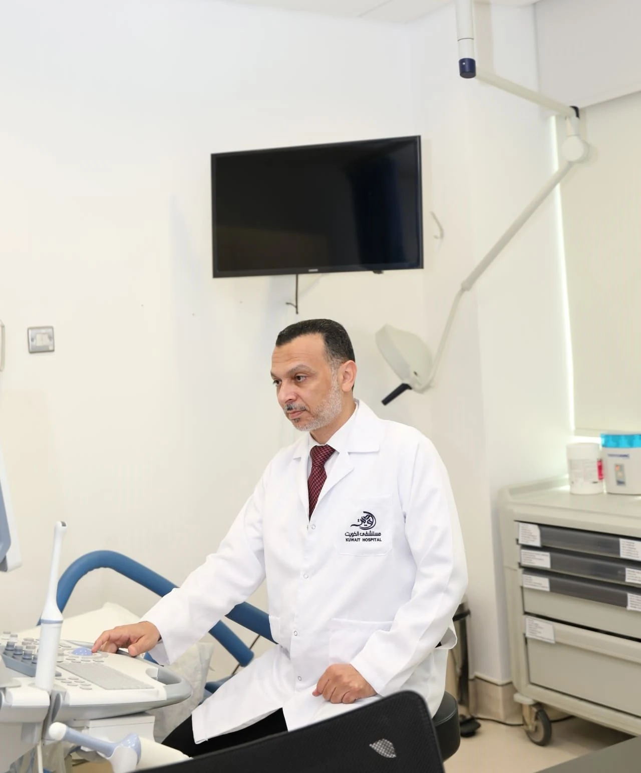 الأستاذ الدكتور عمرو أبوالعز — صورة 2